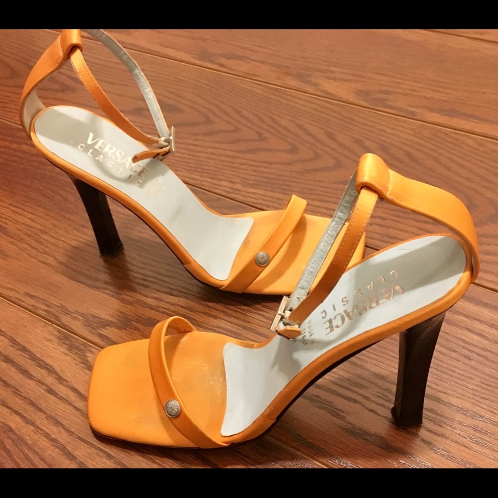 Versace Classic V2 Heeled Sandals Euro Size 35